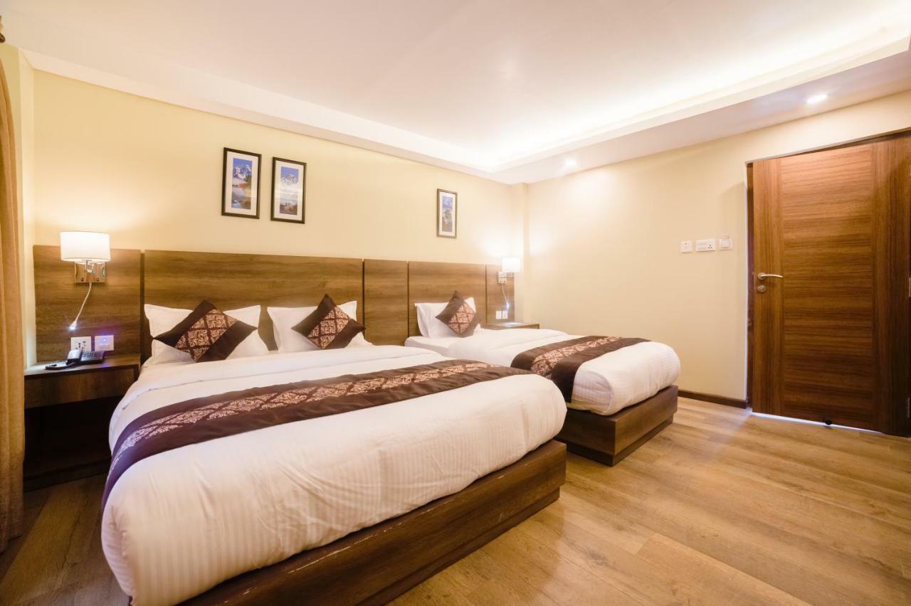 Ganapati Airport Hotel Kathmandu Exterior photo